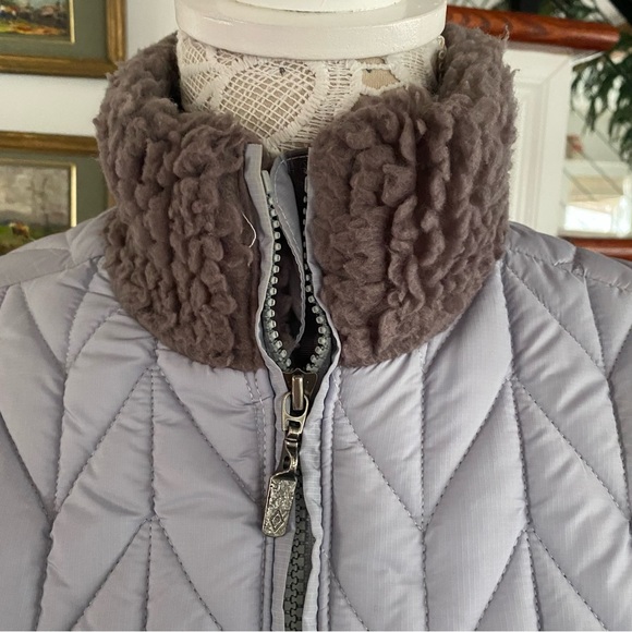 PATAGONIA Sherpa Chevron Quilted Zip Up Jacket Small - Picture 3 of 6